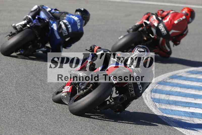 /Archiv-2024/02 29.01.-02.02.2024 Moto Center Thun Jerez/Gruppe rot-red/backside